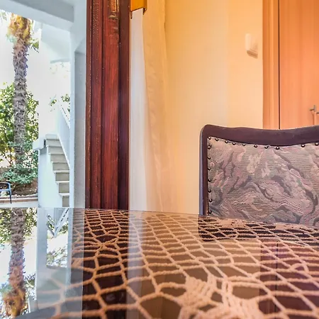 Apartment Roses & Wellness *