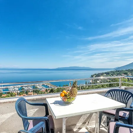 Roses & Wellness Apartment