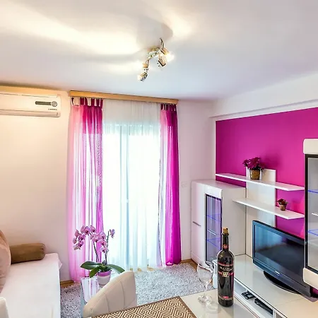 Roses & Wellness Apartment