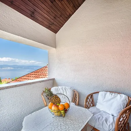 Roses & Wellness Apartment